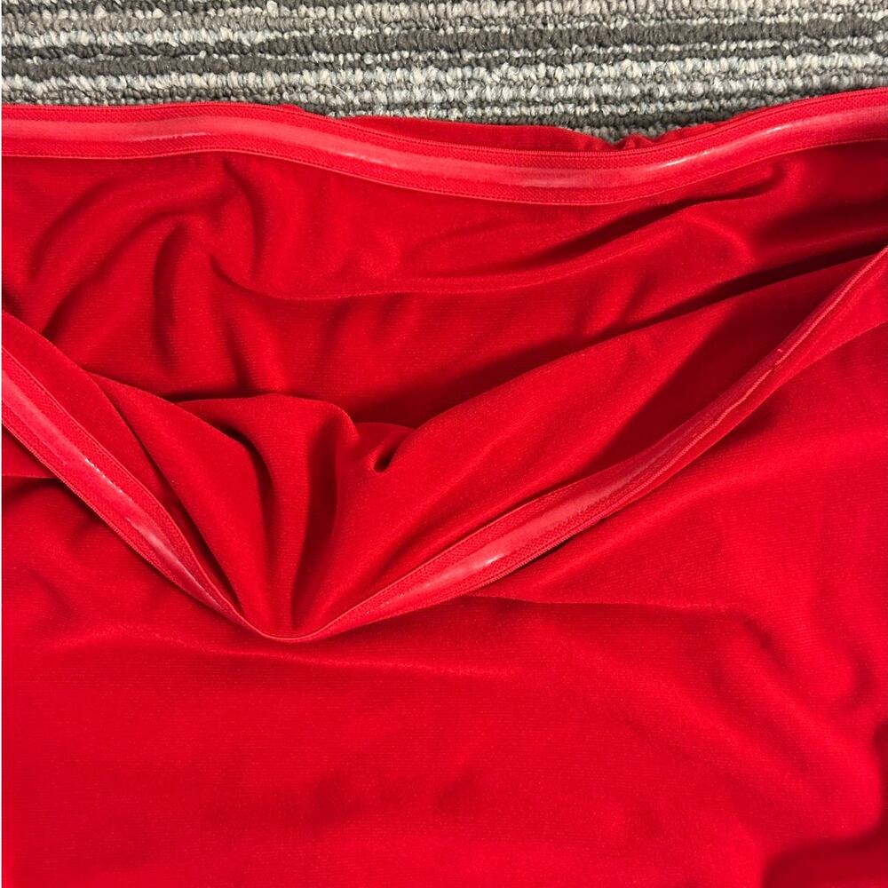 Norma Kamali Red Strapless Side Drape Asymmetrical Ruched Bodycon Gown Sz Medium - Picture 6 of 12